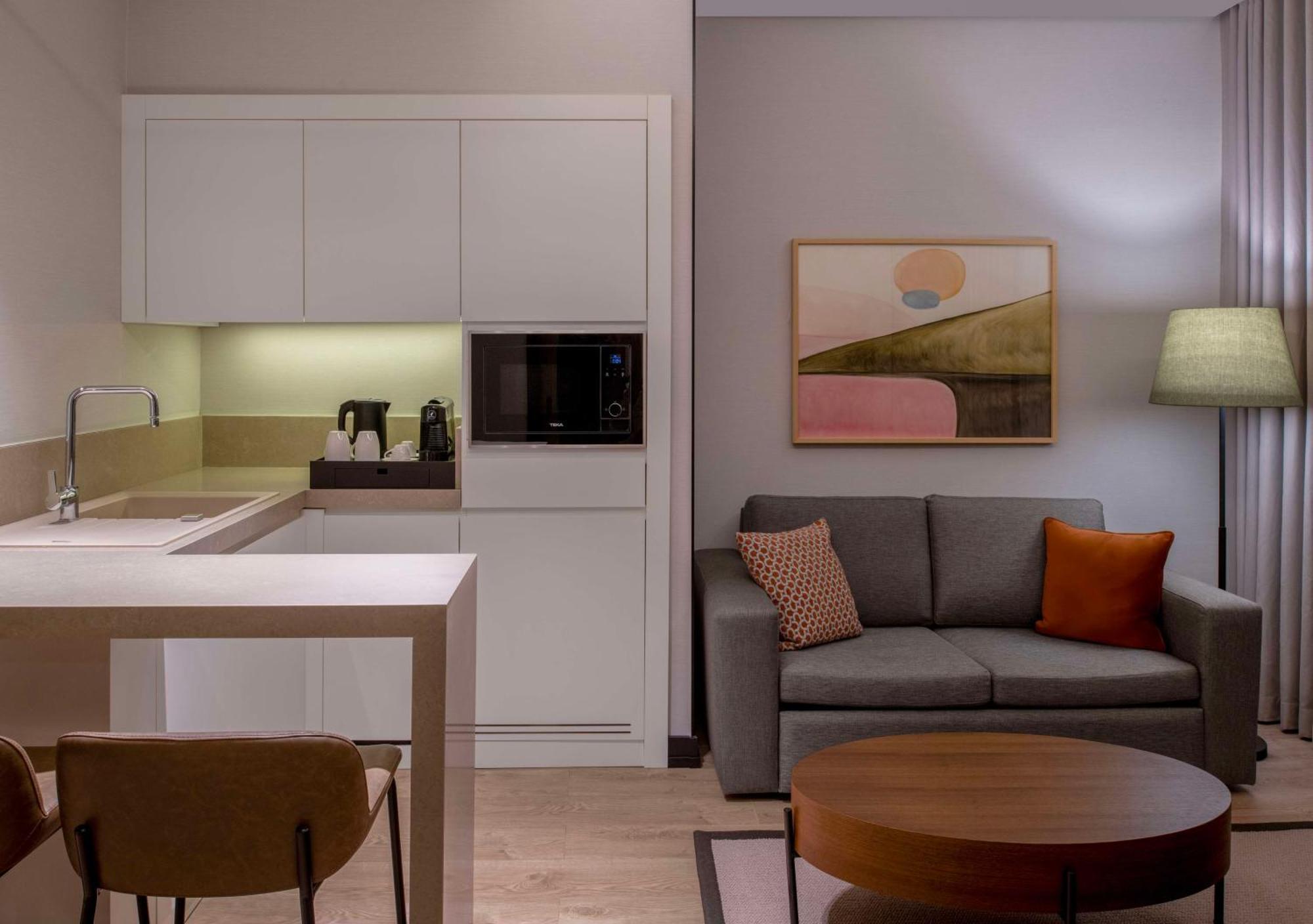 Altunizade Suites Istanbul, Curio Collection By Hilton Exteriér fotografie